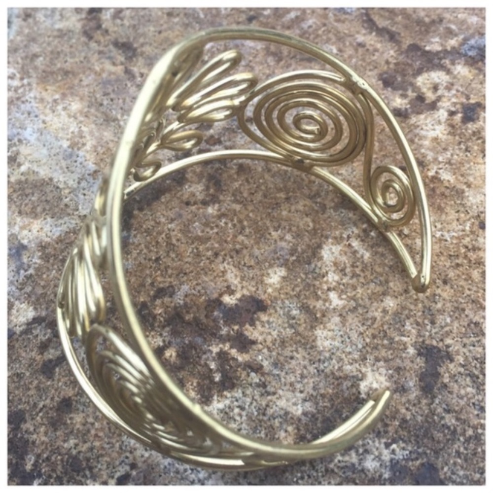 Brass Wire Adjustable Sun Tribal Bracelet Cuff Gold - Picture 3 of 5